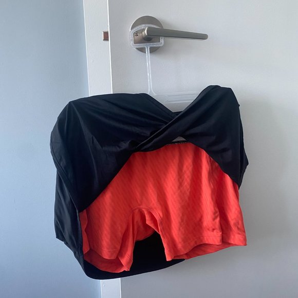 Tennis / Training Skort - Picture 2 of 4